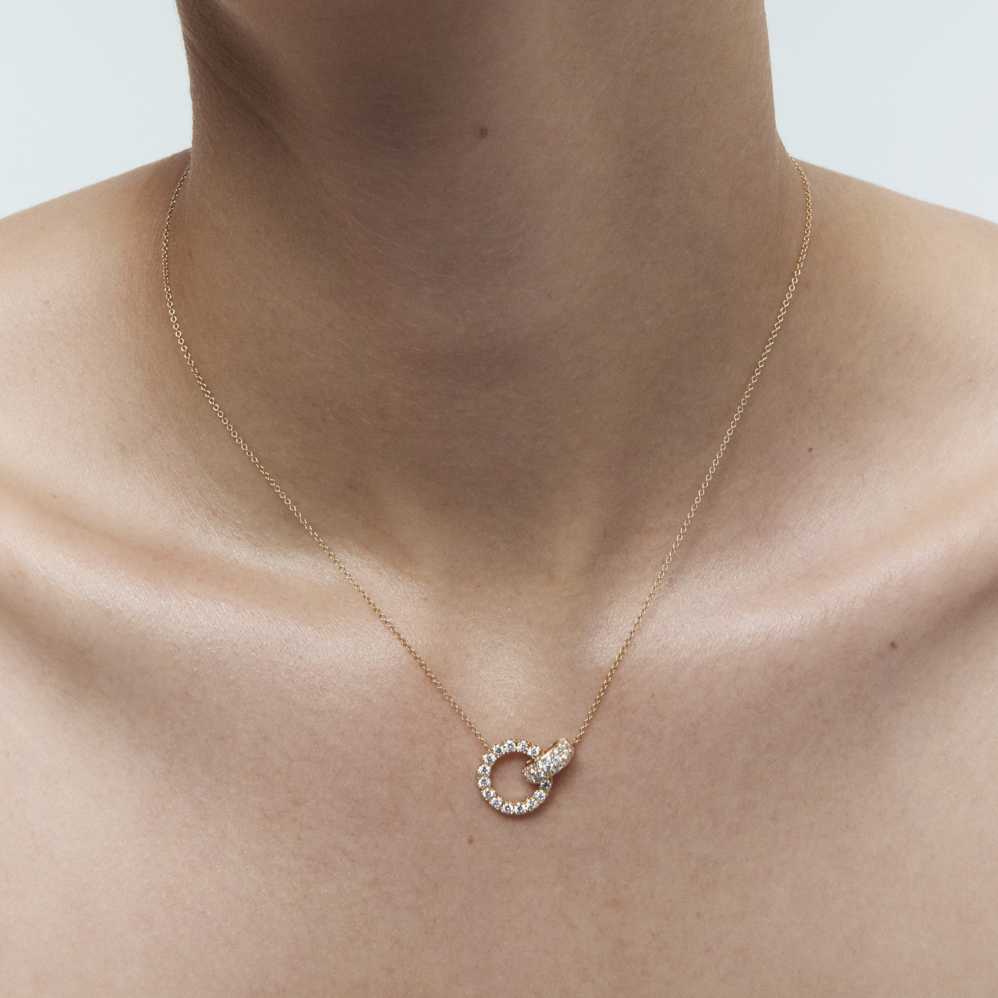 Pavé Diamond Interlock Necklace – Alder Fine Jewellery