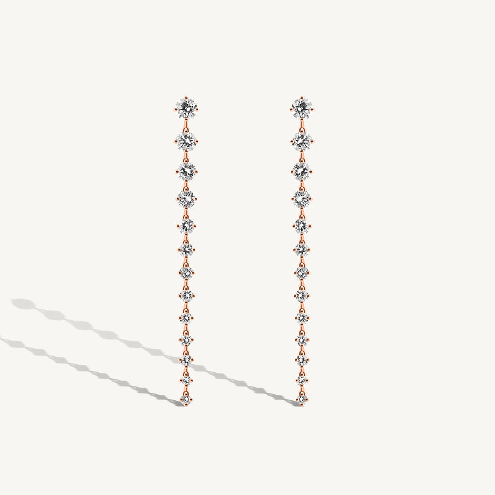 
                  
                    Graduated Round Diamond Drop Earrings
                  
                